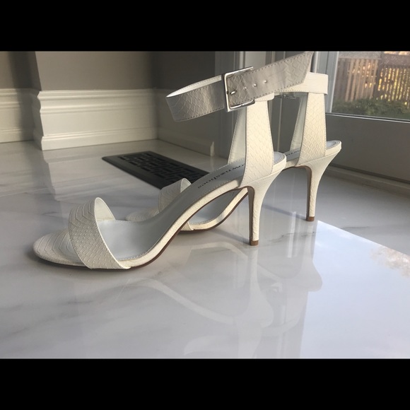 NEW Town Shoes Heels - Picture 1 of 4